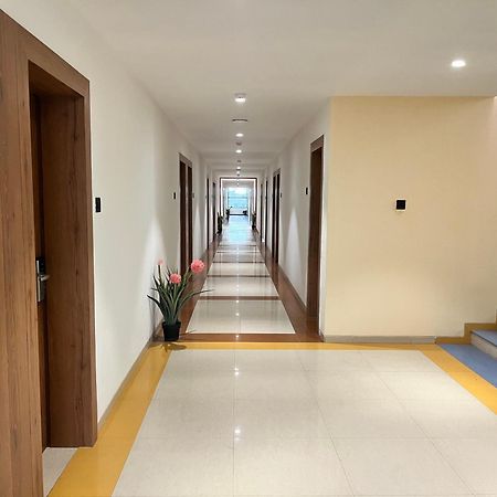 Hotel Avenue Plaza Mundra Εξωτερικό φωτογραφία