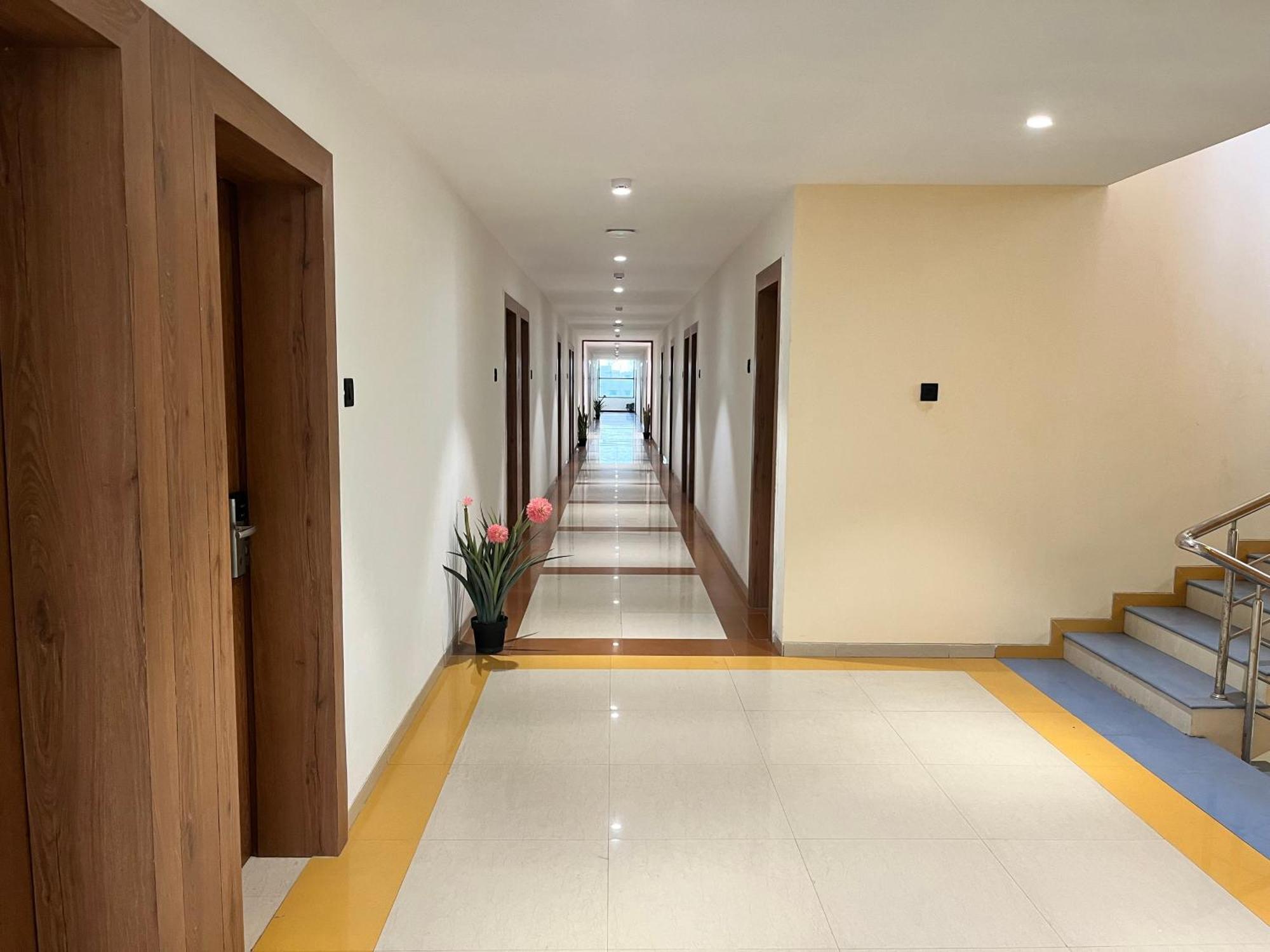 Hotel Avenue Plaza Mundra Εξωτερικό φωτογραφία